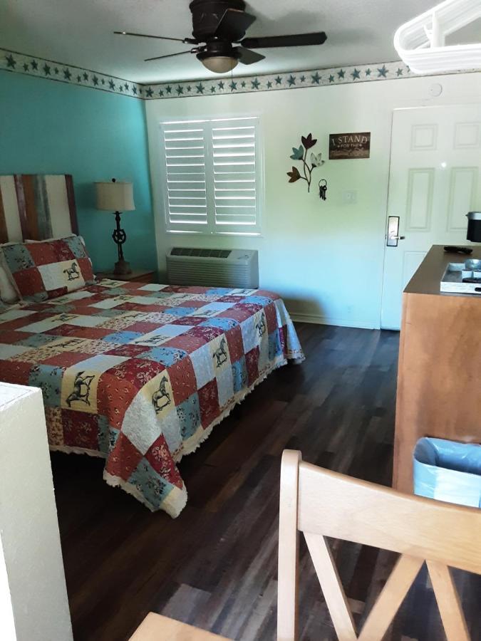 Horseshoe Riverside Lodge แคนยอนเลค ภายนอก รูปภาพ