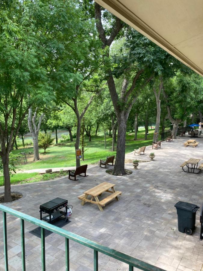 Horseshoe Riverside Lodge แคนยอนเลค ภายนอก รูปภาพ